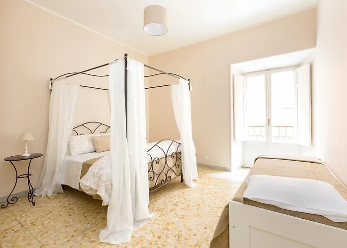 G-house Pettinari Рим